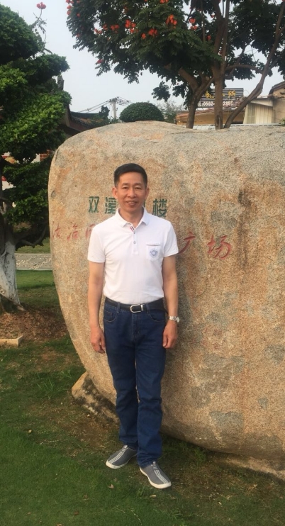 十月红枫的第三张照片--华安婚介网