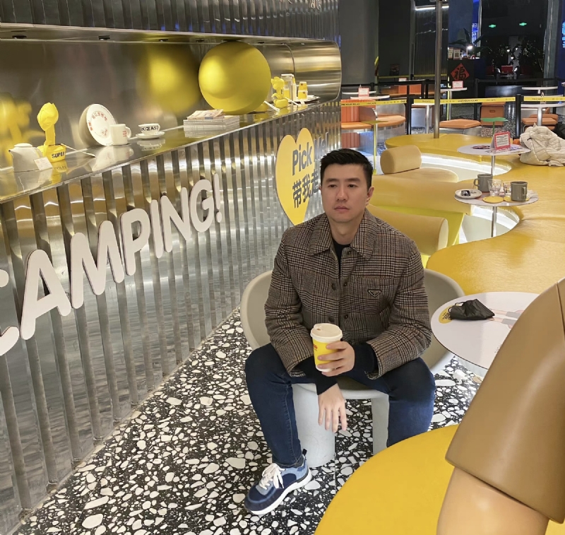 海邊漫步的第一张照片--华安婚介网
