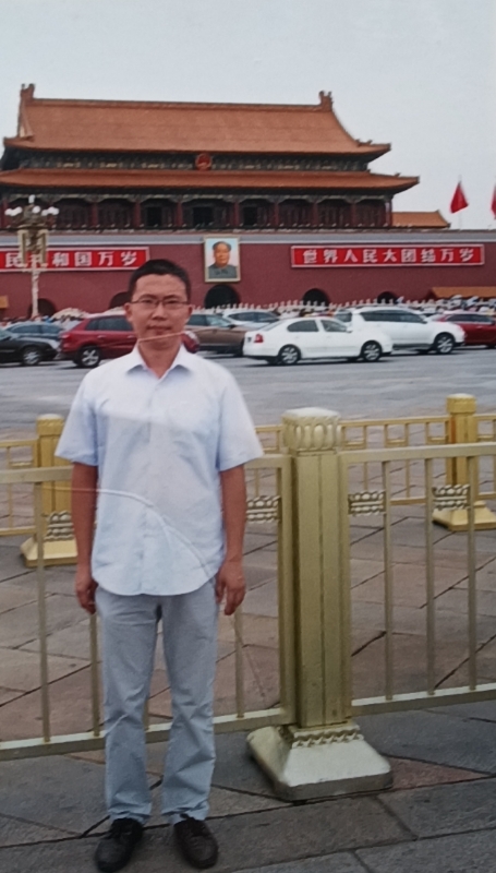 乔治的第一张照片--华安婚介网