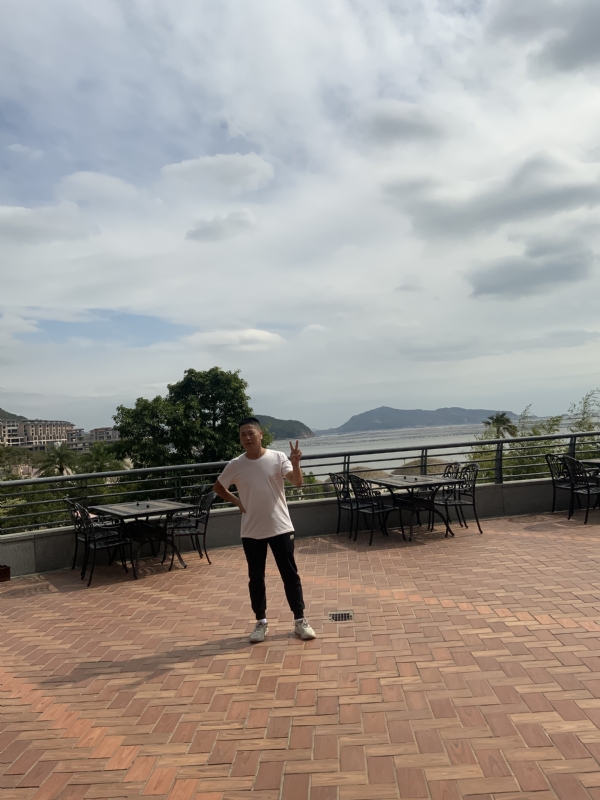 心酸瑟果的第一张照片--华安婚介网