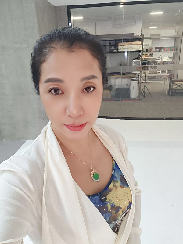 仝馨的第二张照片--华安婚介网