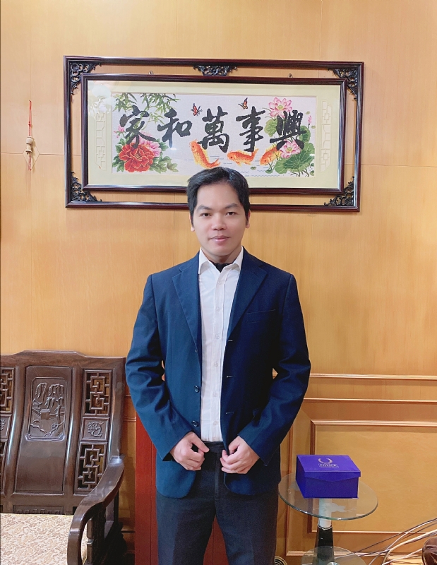 旭日春晖的第一张照片--华安婚介网