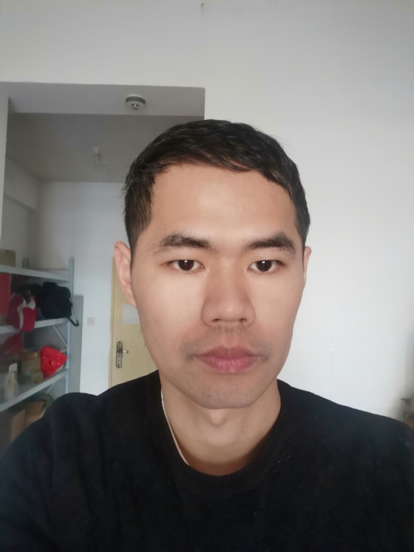 梦想在飞翔的第三张照片--华安婚介网