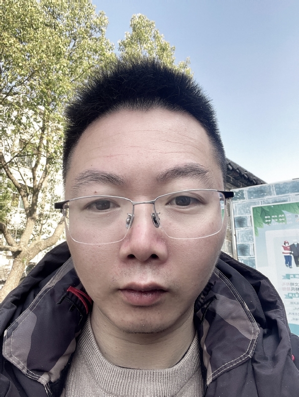 征婚的第一张照片--华安婚介网