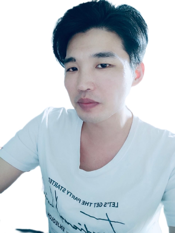左岸的救赎的第一张照片--华安婚介网