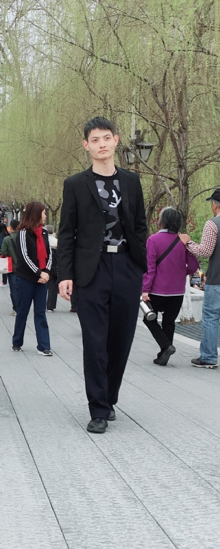风一样的第一张照片--华安婚介网