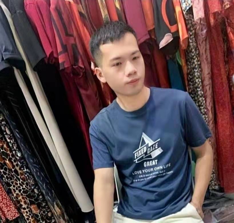 萃臻的第一张照片--华安婚介网
