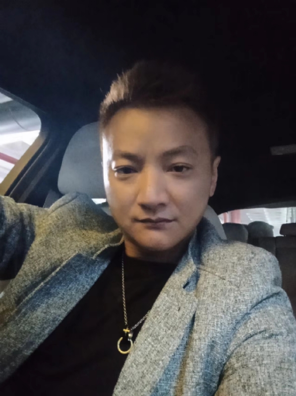 夜、有雨敲窗的第三张照片--华安婚介网