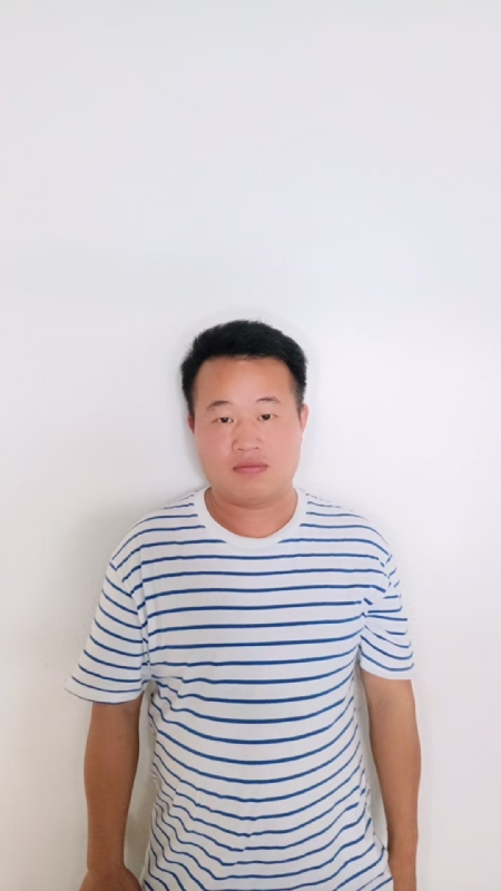 楠哥的第一张照片--华安婚介网