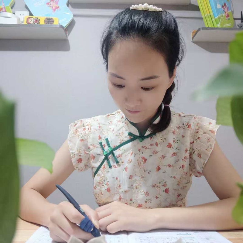 珊珊的第一张照片--华安婚介网