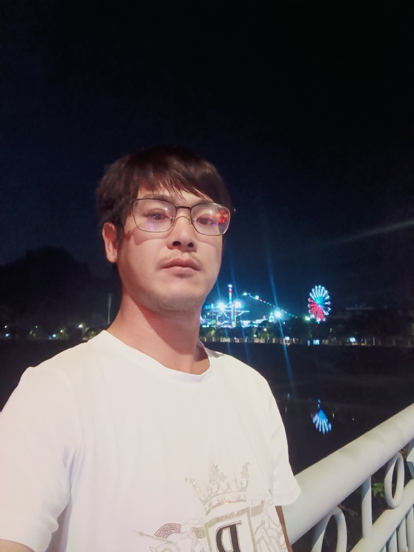 任豐的第一张照片--华安婚介网