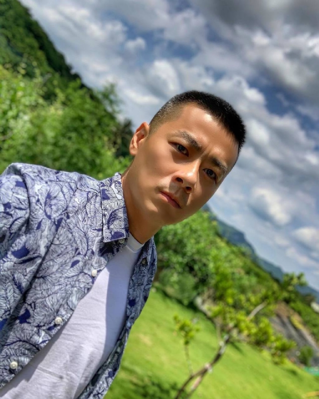 蓝天的第二张照片--华安婚介网