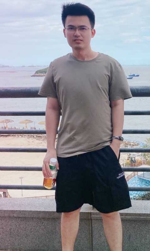 火花的第一张照片--华安婚介网